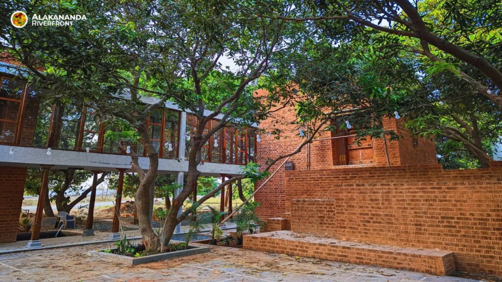 Alakananda RiverFront - Villa 865 (Telugu Actress) - Side 4