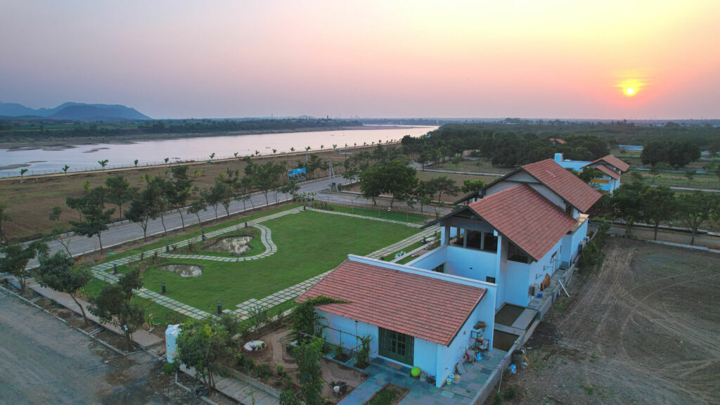 Villa-792-Back-Sunset